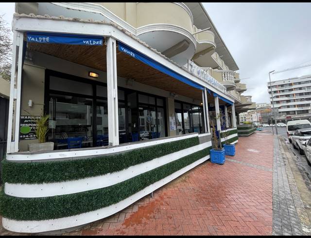 200M² RETAIL TO LET IN SEA POINT